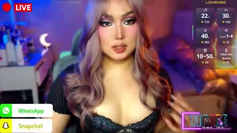 Snapshot of koreandollts chatting on 10-21-25, 02:01 MISS ALICIA online show from 10-21-25, 02:01