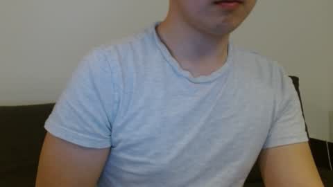 Snapshot of koreandude369 chatting on 12-23-24, 02:02 Korean online show from 12-23-24, 02:02