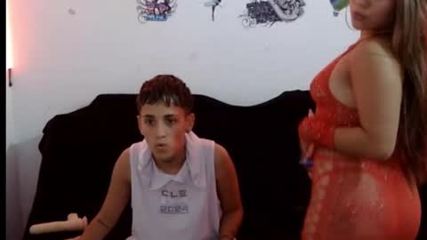 Snapshot of korummy_andmathias chatting on 02-26-25, 04:14 KorummyAndMathias online show from 02-26-25, 04:14