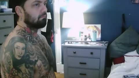 koululier23 online show from 02-02-25, 07:41