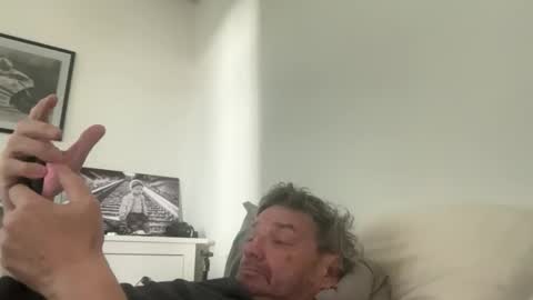 kovapoika online show from 10-21-25, 11:33