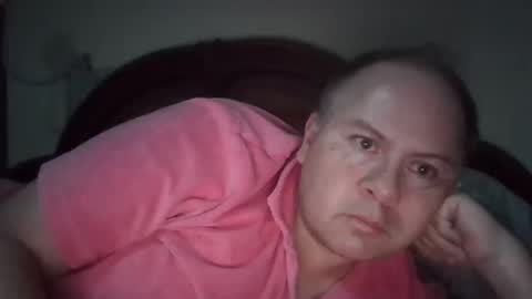 Snapshot of kp_101 chatting on 11-18-25, 12:27 kp_101 online show from 11-18-25, 12:27