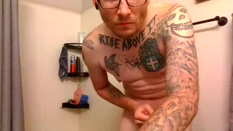 Snapshot of krasher2313 chatting on 02-01-26, 03:38 hard hung horny online show from 02-01-26, 03:38