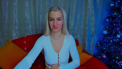 Lisandra online show from 12-30-24, 01:26