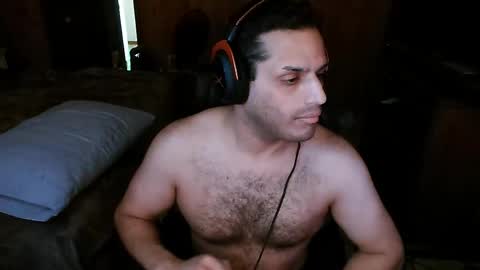 Snapshot of krauxus chatting on 04-08-26, 07:47 Krauxus online show from 04-08-26, 07:47