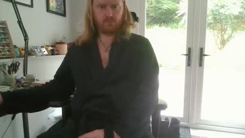 kreestafa182285 online show from 05-10-26, 07:13