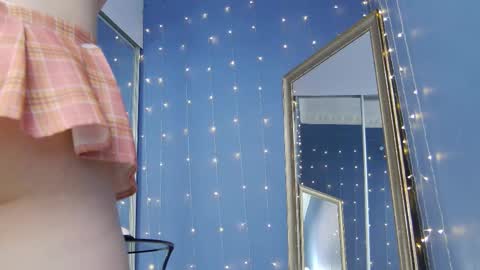 kriskras__ online show from 10-13-25, 05:18