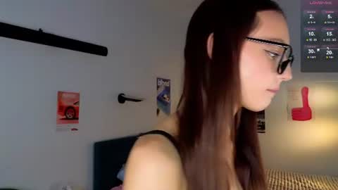 Kriss online show from 06-20-26, 05:49