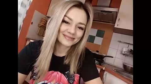 KrissSexi online show from 02-17-25, 05:47