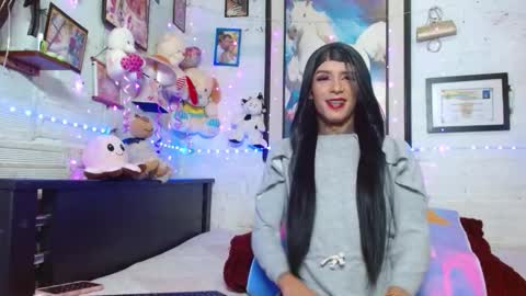 krisstal703358 online show from 01-13-26, 05:02