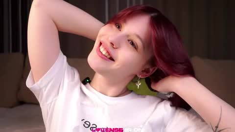 Sarah online show from 05-19-26, 01:11