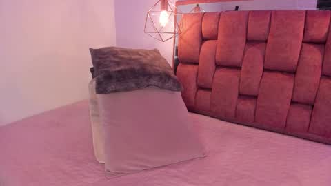 Snapshot of kristakinnky chatting on 03-14-26, 11:48 BETANIA online show from 03-14-26, 11:48