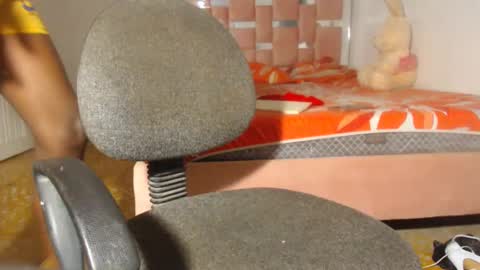 Snapshot of kristal_cox2 chatting on 12-21-24, 11:22 kristal_cox2 online show from 12-21-24, 11:22