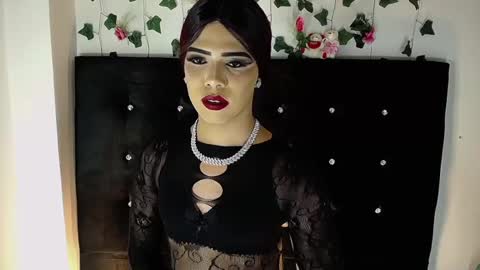 kristal_queen01 online show from 03-16-26, 01:33