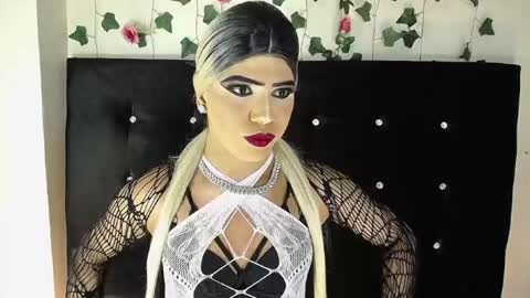 Snapshot of kristal_queen01 chatting on 05-14-26, 07:37 kristal_queen01 online show from 05-14-26, 07:37