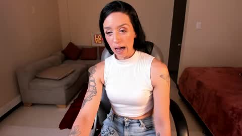 Sophia online show from 04-01-26, 08:28