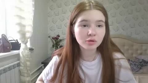 Snapshot of kristiancommes chatting on 07-23-26, 01:58 Alisa online show from 07-23-26, 01:58