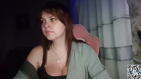 Snapshot of kristibloom chatting on 09-20-25, 06:09 Christie online show from 09-20-25, 06:09