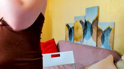 Snapshot of kristina_sosexy chatting on 05-01-26, 10:53 Christina online show from 05-01-26, 10:53