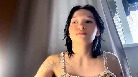 Snapshot of kristinaetoile chatting on 07-21-26, 10:39 kristinaetoile online show from 07-21-26, 10:39