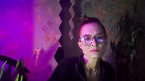 Kristina online show from 01-21-25, 01:11