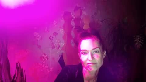 Kristina online show from 01-30-25, 05:39