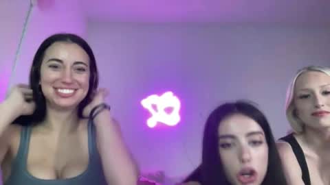 Snapshot of kristinajuarez chatting on 04-07-26, 03:18 kristina juarez online show from 04-07-26, 03:18