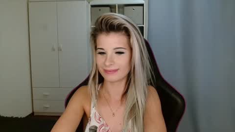 KristineAmore online show from 12-02-25, 07:31