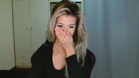 KristineAmore online show from 12-15-25, 07:23