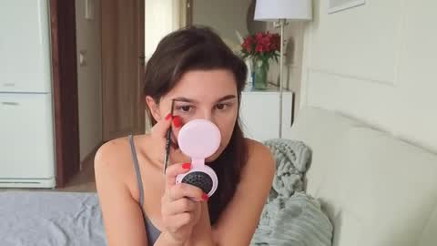 Kristi online show from 10-15-25, 05:40