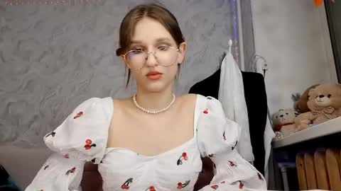 Erin online show from 04-20-26, 04:54