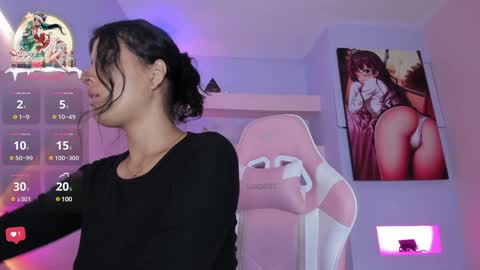 Snapshot of kristinwall chatting on 01-12-25, 08:36 KristinWall online show from 01-12-25, 08:36