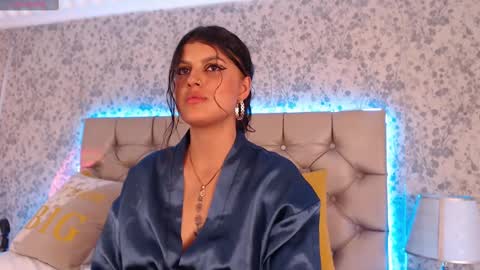 Snapshot of kristinwall chatting on 02-18-25, 12:48 KristinWall online show from 02-18-25, 12:48