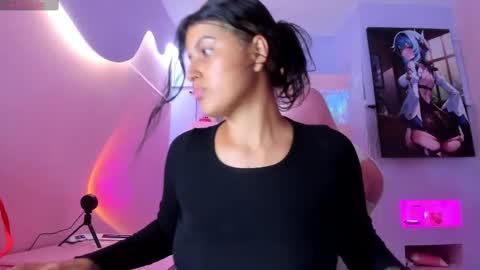 Snapshot of kristinwall chatting on 03-09-25, 08:31 KristinWall online show from 03-09-25, 08:31