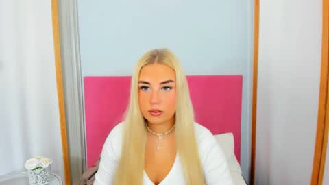 Snapshot of kristyflowers chatting on 02-07-25, 06:14 KristyFlowers online show from 02-07-25, 06:14