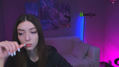 Snapshot of kristylovee chatting on 09-21-25, 09:33 Kristy online show from 09-21-25, 09:33