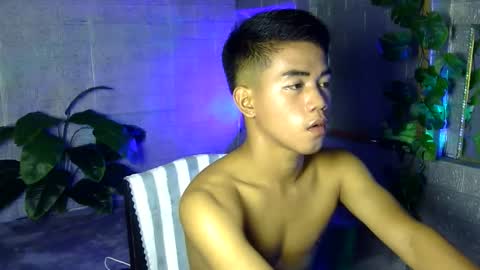 kritthanarkorn online show from 12-19-25, 07:59