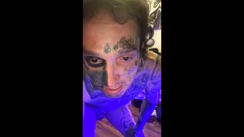 Snapshot of krocknrollvidez chatting on 02-28-26, 04:57 Master cock online show from 02-28-26, 04:57