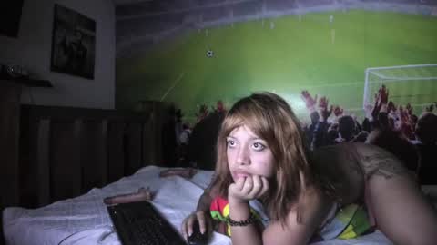 cristal online show from 01-25-25, 07:38
