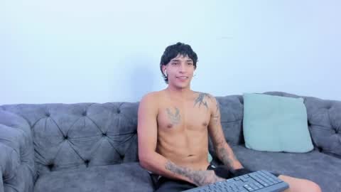Kroy Wave  Muscle Tattoos Latino online show from 05-14-26, 10:27