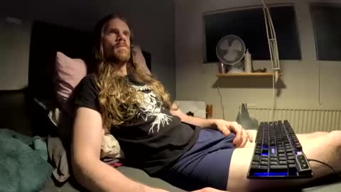 Krullz online show from 12-14-25, 12:05