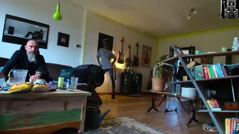 krummersaebel online show from 02-24-25, 12:16