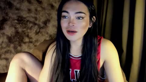 Snapshot of krystal_angel chatting on 03-04-25, 05:11 krystal_angel online show from 03-04-25, 05:11