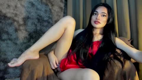 Snapshot of krystal_angel chatting on 10-06-25, 05:10 krystal_angel online show from 10-06-25, 05:10