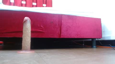 Snapshot of krystal_thomson chatting on 03-03-25, 10:42 KRYSTAL THOMSON online show from 03-03-25, 10:42