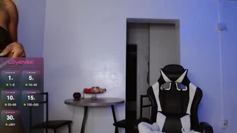 Krystal Blake online show from 10-04-25, 12:08