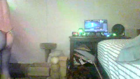 Snapshot of krystalizedkitsune chatting on 06-24-26, 04:33 krystalizedkitsune online show from 06-24-26, 04:33