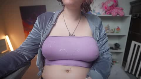 Krystal Syx online show from 02-25-25, 04:57