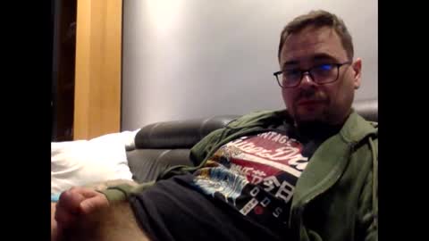 Snapshot of krzysztof1977 chatting on 03-08-25, 11:49 krzysztof1977 online show from 03-08-25, 11:49