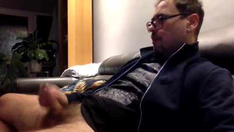 krzysztof1977 online show from 11-18-25, 07:18